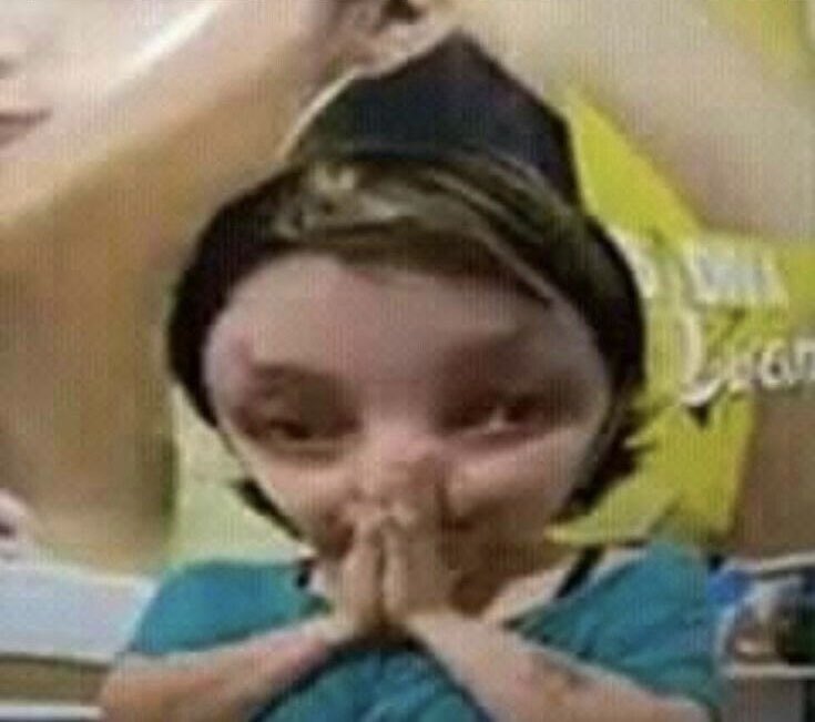 AntiPaty_'s tweet photo. Fui no show gratuito do RealestK e estou muito triste que não foi o público que gosta dele mesmo. Falta de carisma do público, o cara entregando vocal, carisma e o povo morto https://t.co/WtxQHKsNNO