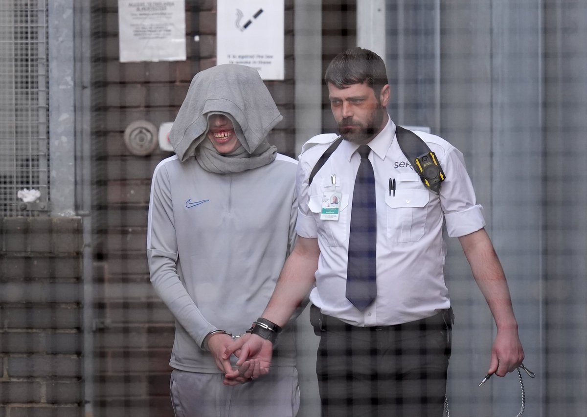 NiohBerg's tweet photo. Never forget that the UK allowed an Egyptian convicted murderer to enter the country, where he proceeded to gangrape a woman with his friends.

No remorse. He thought it was funny.

And now the government wants to flood small villages with the same kind of men.

We are in hell. https://t.co/ZB3Kthjh6J