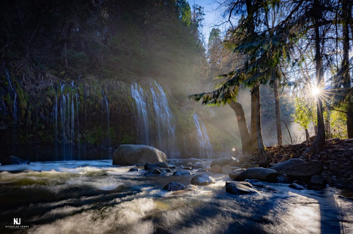 KRCR7's tweet photo. #PhotoOfTheDay: Nicholas Jones shared this breathtaking shot of Mossbrae Falls in Siskiyou County! 
Send us your photos using “Chime In” in the KRCR News Channel 7 App, or go to https://t.co/LzmAA5ahaV
#MossbraeFalls #waterfall #chimein #LocalNews #News #krcr https://t.co/jCv1tME8jH
