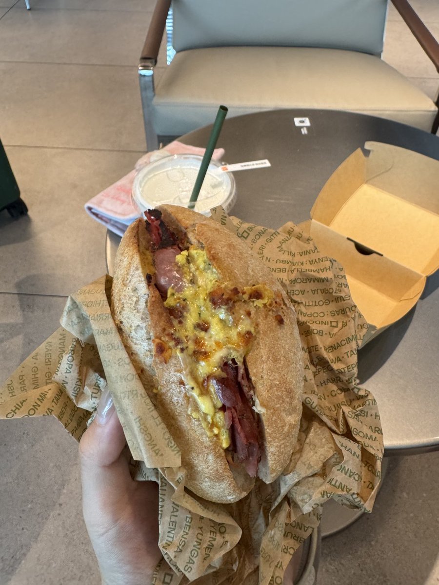 Tabitha09o's tweet photo. Today’s brunch. I’m meeting friends for tennis this afternoon. https://t.co/xqGuW4ZidJ