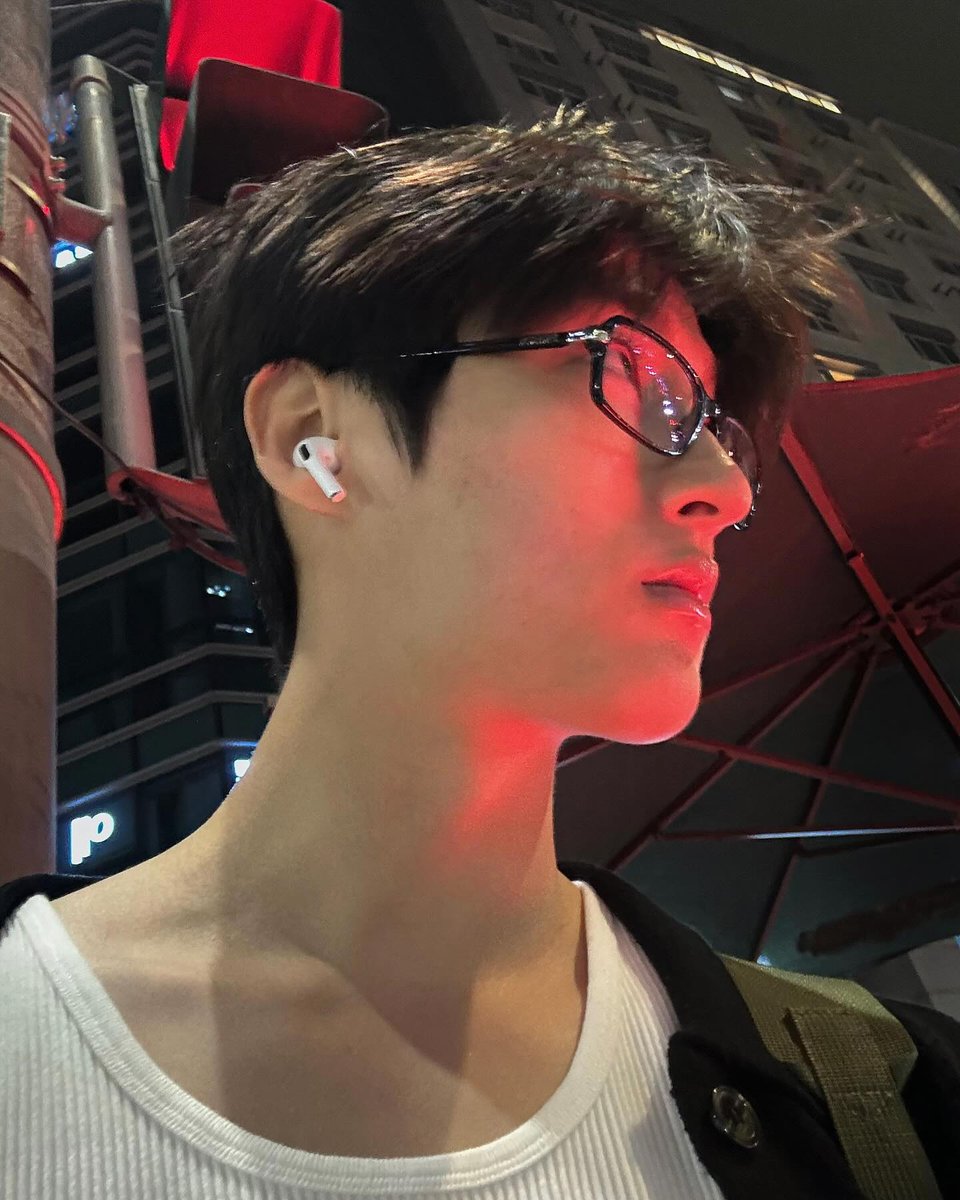 AishaSolera's tweet photo. 昨夜、食事の用意しながら流し見ではあったんだけど、SixTONESに入りたい、アリーナやドームのステージに立ちたいと言う柳沢慎吾に対して、
「こんな言い方したらあれですけど、いきなり立たせるつもりないですよ？」
と言った京本大我しびれたね。… https://t.co/1VILGOkvhv