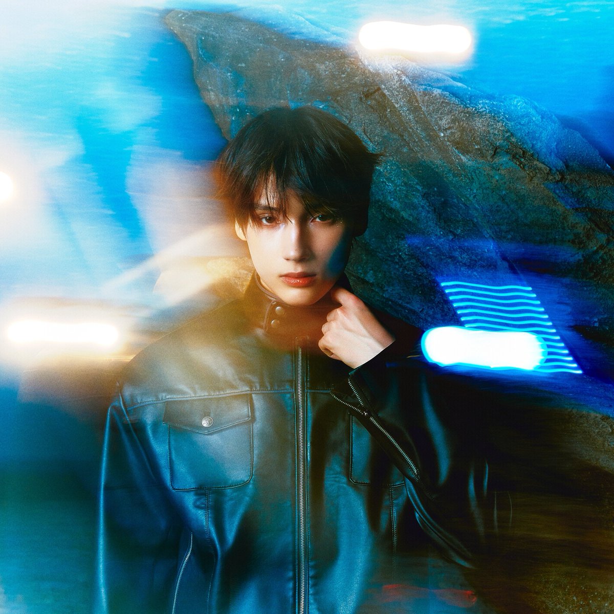 kchartsmaster's tweet photo. Happy 24th birthday to HUENINGKAI of TXT! https://t.co/Cx6NkHA1gR