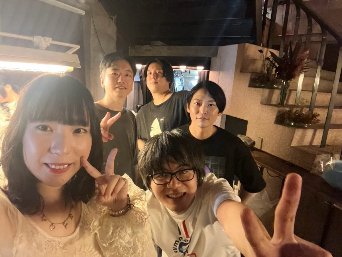 aprilblueband's tweet photo. 8/13(木) 渋谷WWW
エイプリルブルー ラストライブ
Final Voyage

エイプリルブルーは解散しました！
8年間ありがとうございました！

#エイプリルブルーセトリ https://t.co/JrGO7Bi2BP