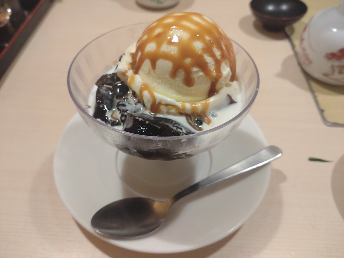 sheik0509's tweet photo. 96傑祝いに回らない寿司奢ってもらった https://t.co/3VZaBQqOnd