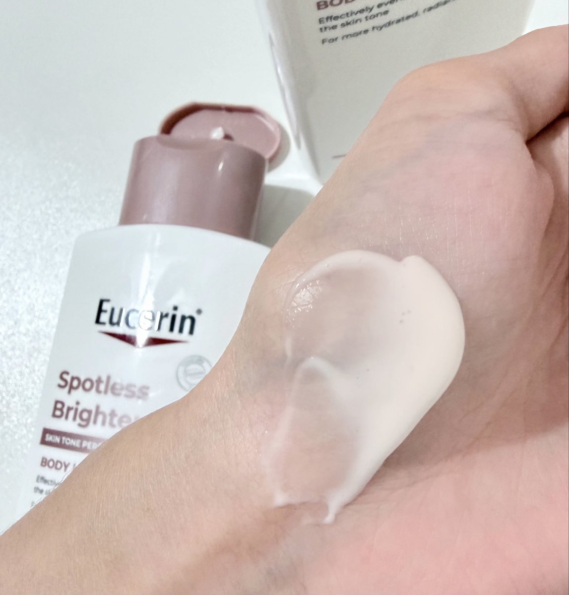 perordie's tweet photo. 15.8 นี้ ห้ามลืมคุ้มมากกก! Eucerin ตัวดังลดจุดด่างดำ ตอนนี้มีโปร 1 แถม 1 (ใส่โปรปัจจุบันที่เจอได้เยย) ใครอยากผิวใสเนียนกริบ ตัวนี้ผสานไทอามิดอล ลดรอยดำฝังลึกได้ดีสุดๆ ใครรอยแผลเป็นเยอะ น้ำเหลืองไม่ดี รอยดำไม่หายซักที ตัวนี้เอาอยู่ ตุนได้ตุนน🤩 https://t.co/sRX89dHY4x