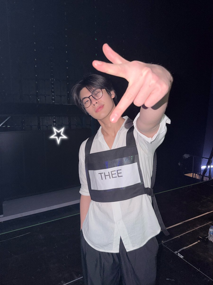 DuangWithYou's tweet photo. 𝐃𝐔𝐀𝐍𝐆 𝐆𝐎 𝐑𝐎𝐔𝐍𝐃 𝐂𝐎𝐍𝐂𝐄𝐑𝐓 Presented by True5G 🎪✨

Live Streaming Ticket
🔗 : https://t.co/P8pNcIyBJi

ลูกโต้งมาแล้ว! แวะมาแจกความสดใสให้เหล่ามามี๊ชื่นใจ พร้อมลุยสุด ๆ บอกเลยว่าต้องมาเจอกันใน 𝐃𝐔𝐀𝐍𝐆 𝐆𝐎 𝐑𝐎𝐔𝐍𝐃 𝐂𝐎𝐍𝐂𝐄𝐑𝐓 Presented by True5G แล้วมาแดนซ์กระจายไปด้วยกันน้า 🕺🏻🎶🎪✨

DUANG AT IMPACT SOON
#ด้วงจะโกราวน์แล้วนะเธอ
#DuangGoRoundConcert