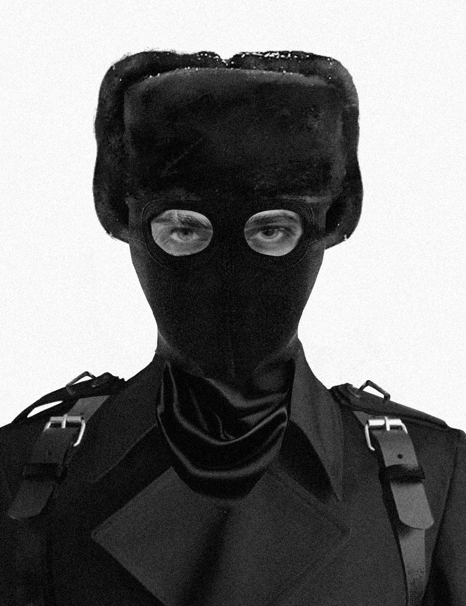 sonPDD7's tweet photo. Phew, that's sick. A little drop — a police sketch style portrait of Zheka Tern. There's also a version without the mask. I'll post the colored versions in the comments later https://t.co/7n2smR8uGF