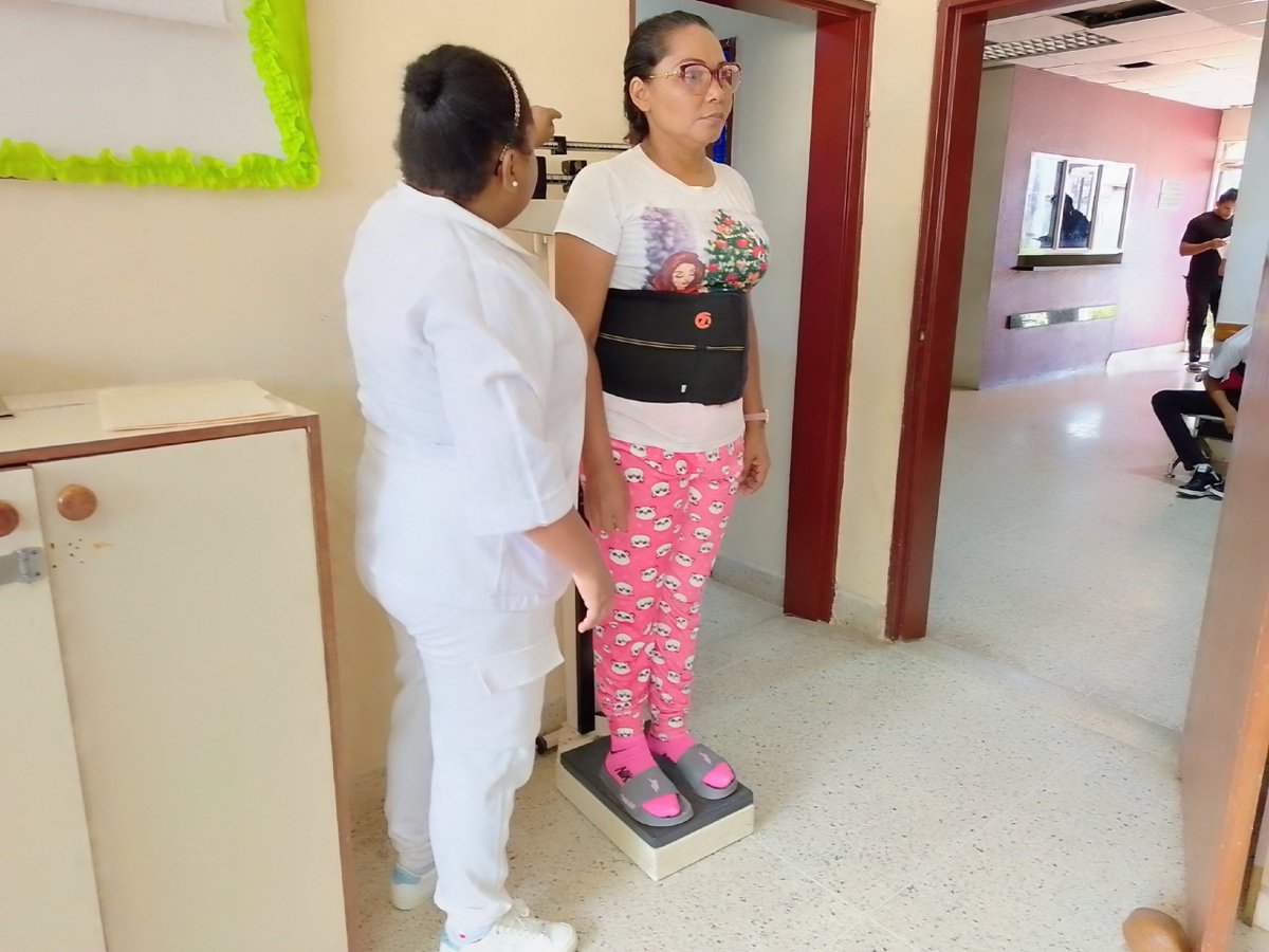 IpasmeOficial's tweet photo. En la Unidad Médica Anaco mantenemos nuestros servicios activos para ti y tu familia: Medicina General (atención a pacientes postoperatorios), Medicina Interna, Enfermería y Afiliación. 

#IPASME #Anzoategui #Salud https://t.co/oOpu2KeGSr