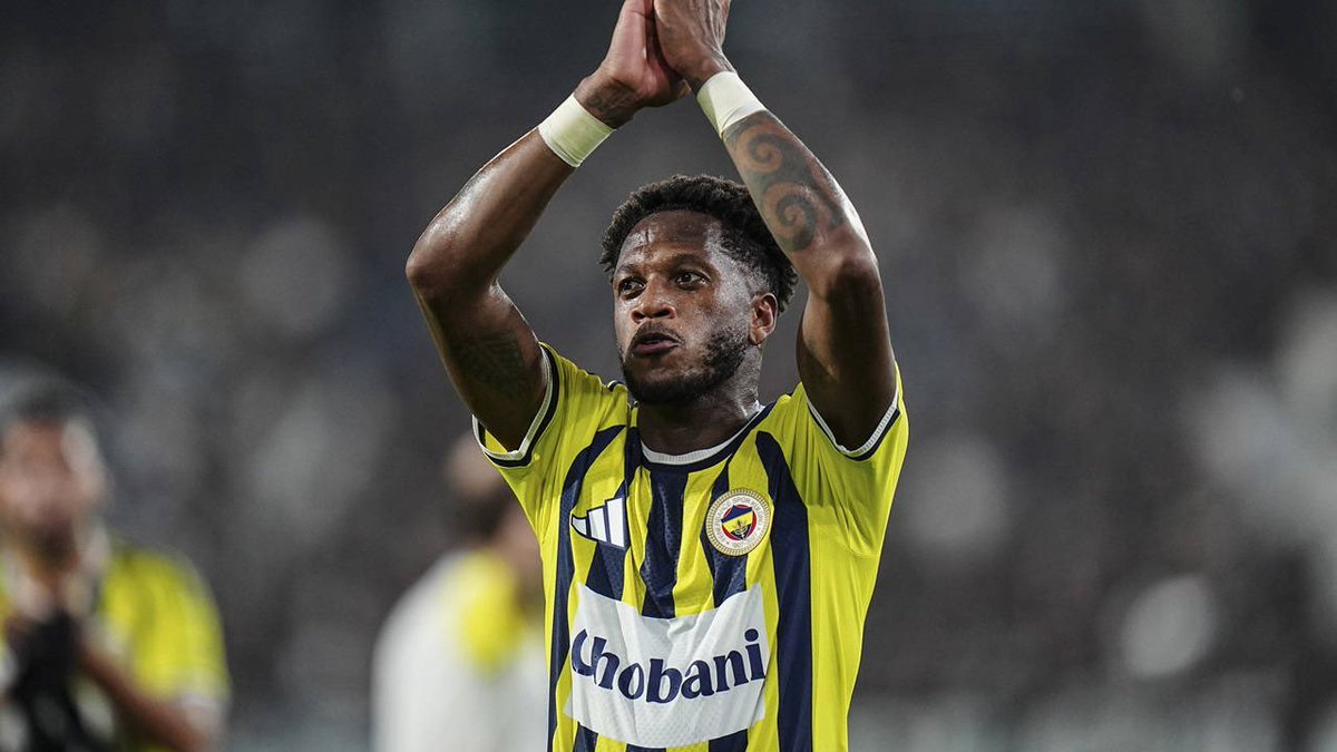 fenerchi1's tweet photo. 🚨Son dakika|Fenerbahçe’de Sıdıki Cherif,Diego Carlos ve Fred ile yollar kesin olarak ayrıldı. https://t.co/vmtUmxTbxD