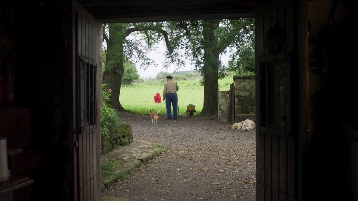 Monodie_'s tweet photo. Dust (2026) - Tsai Ming-liang

Dans la continuité de ce qu'il a entrepris avec Days puis dans Where et Abiding Nowhere, Dust prolonge la quête d'Anong pour retrouver son amoureux en Espagne, s'attardant plus sur des inconnus et nous laissant sur cette fin tellement intrigante... https://t.co/wIO9emEeZf