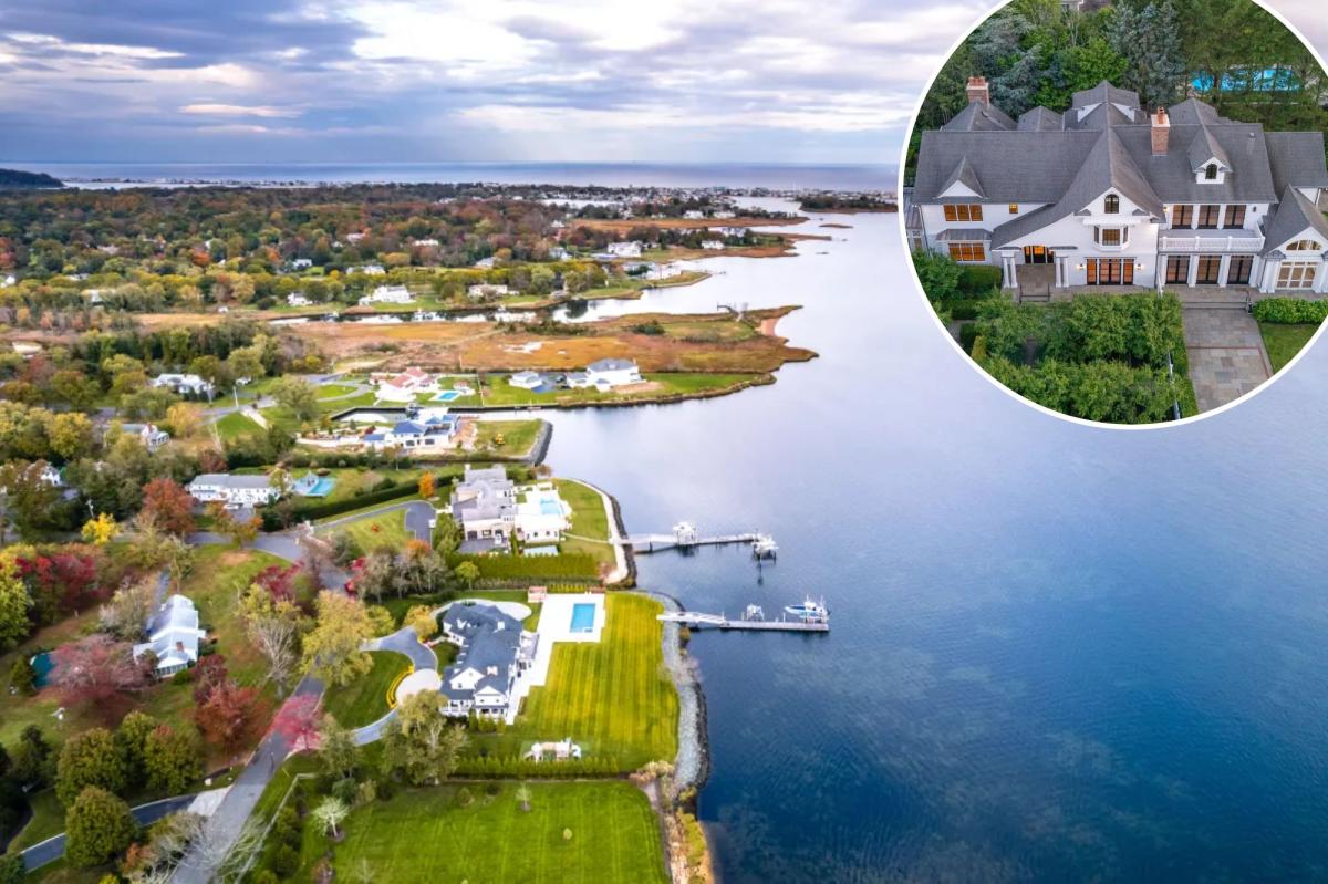 nypost's tweet photo. The Hamptons have competition and it's a 'secret' tiny NJ coastal town 45 minutes from NYC with $20M listings https://t.co/2O4OHNusmM https://t.co/SlHjkmVkxl