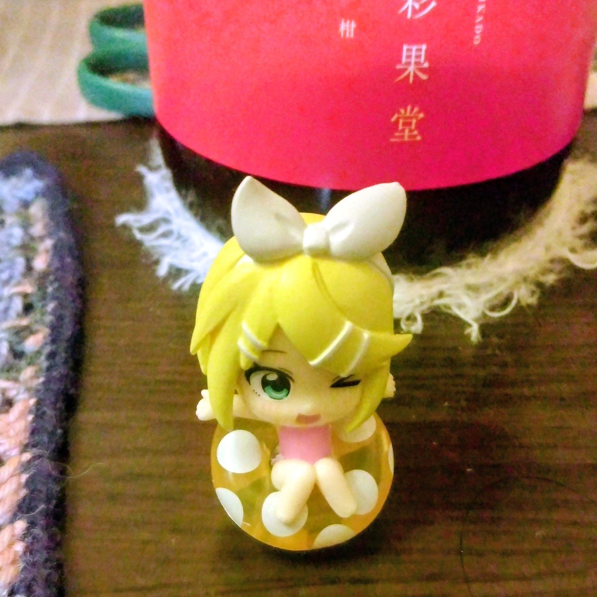 agna_s's tweet photo. 物理ガチャだけは引きが鬼強で今回も一発で引いたリンちゃん。 https://t.co/Dkl7jXoZgr