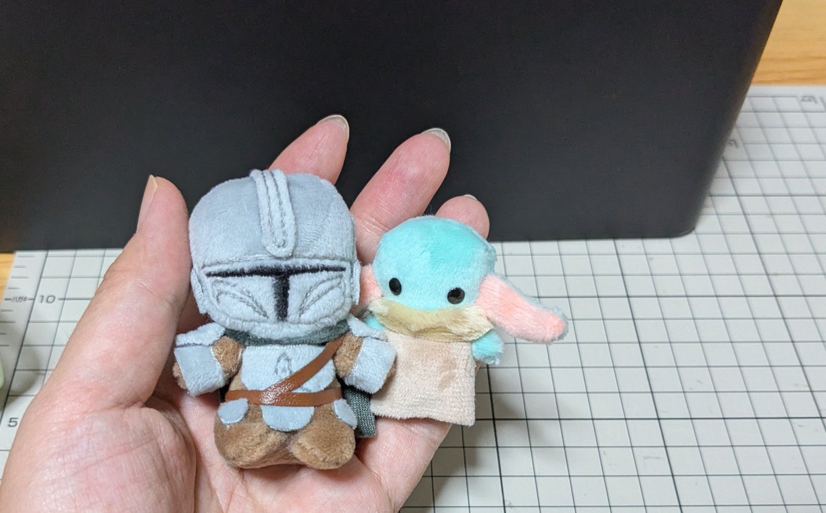 tukune_imo's tweet photo. 一番の敵は眼精疲労

楽しかったけどもう二度とやりたくないランキングの上位に入りそう

（暫定1位はねんへしシャツのピンタック） https://t.co/32QSBNHgDK