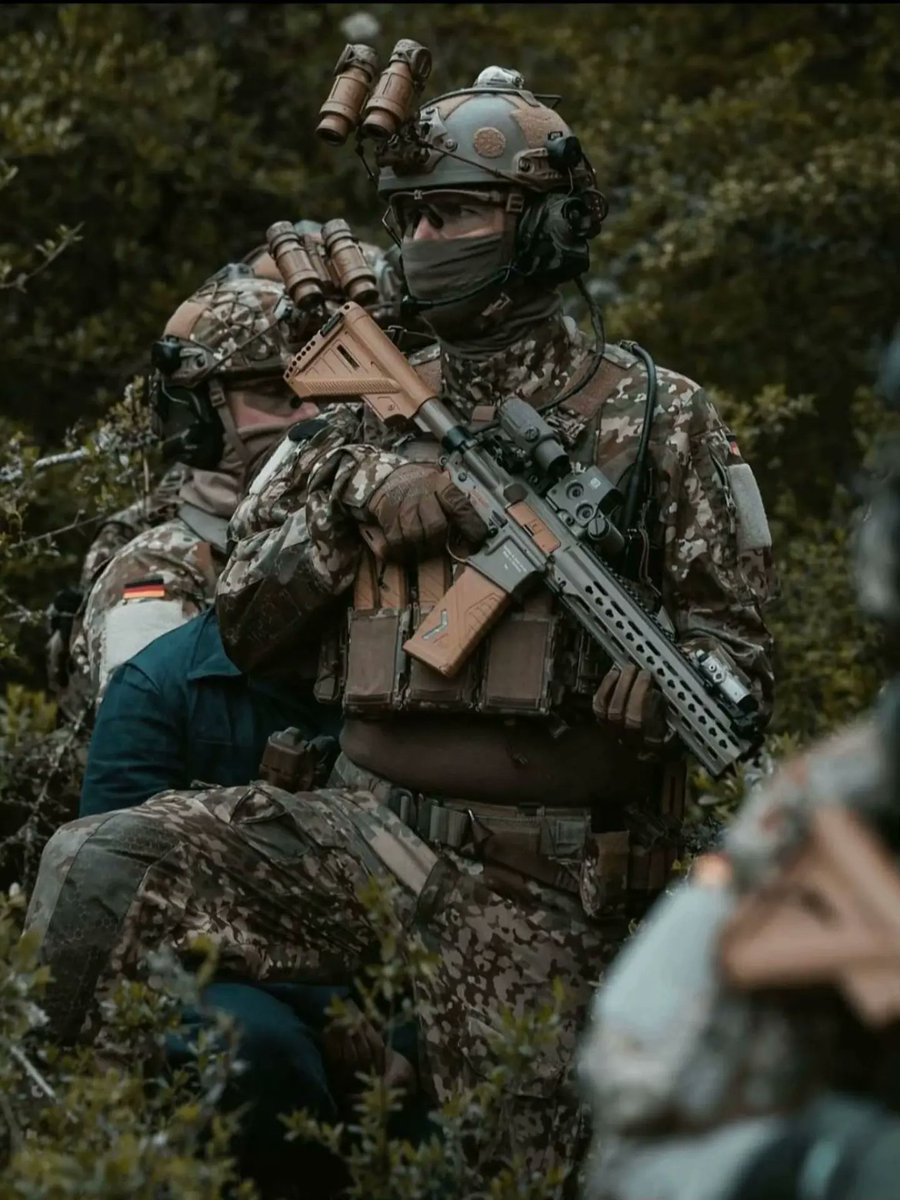 WarFlash_2630's tweet photo. 🇩🇪 ⚡️German KSK operators in action.

Elite training, advanced kit and a level of discipline where every detail matters. The German Kommando
Spezialkräfte (KSK) are built for some of the most demanding missions in the Bundeswehr.

The gear looks impressive - but the real weapon is the training behind it.

"Bro looks like he walked straight out of a special-ops movie."

"Those night-vision setups are serious."
"Pure professionalism.