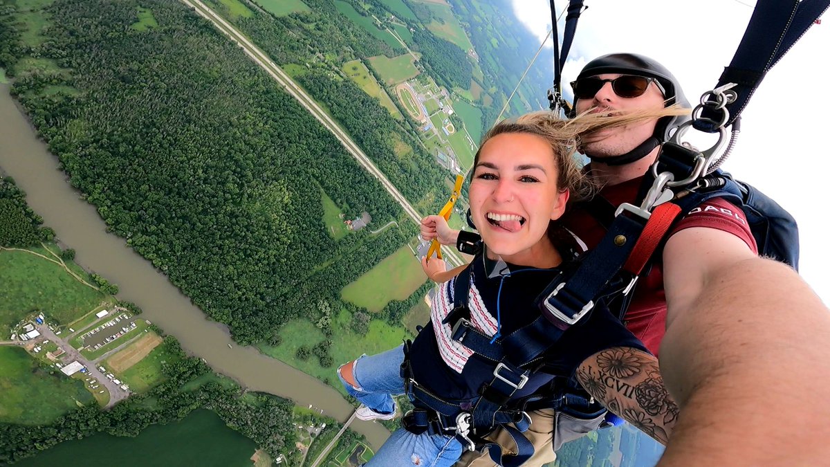 SkydiveCNY's tweet photo. To live your life in fear of loosing it is to lose the point of life.
 #SkydivingExperience #SkydiveCNY #TheFirstJumpExperts https://t.co/xrJAV4VsoE