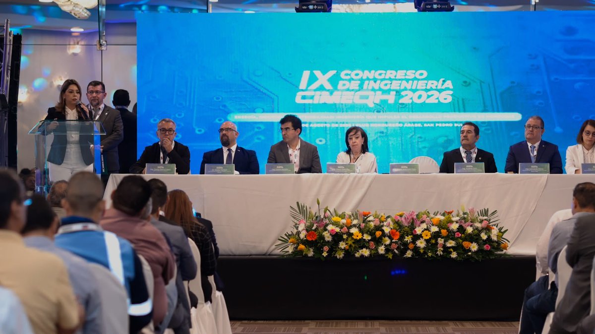 SENHnOficial's tweet photo. ⚡ Ingeniería e innovación para el desarrollo energético de Honduras

En representación de la Secretaría de Energía (SEN), la Subsecretaria de Energía Renovable y Eficiencia Energética, Diana Solís Paz, participó en la inauguración del IX Congreso de Ingeniería 2026 del Colegio de Ingenieros Mecánicos, Electricistas y Químicos de Honduras (CIMEQH), desarrollado en San Pedro Sula.

Este encuentro reúne a distintos actores de la ingeniería, el sector público y privado, la academia y la cooperación internacional, promoviendo el intercambio de conocimientos y experiencias en beneficio del desarrollo del país.

📄 Compartimos la nota de prensa del CIMEQH con los detalles de esta importante jornada.