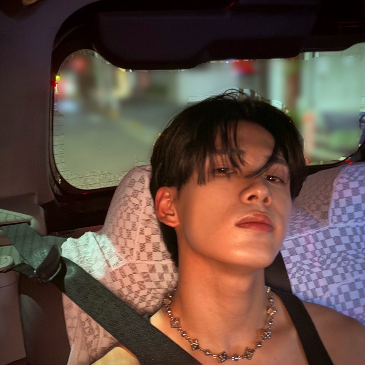 starcandyjoong's tweet photo. me and kokoro on our way to the function
#ForEVERJidoriDay #็นใใใใฉใผใจใใผ #connectForEVER #PSYCHICFEVER #KOKORO https://t.co/GGzsH6oo7A