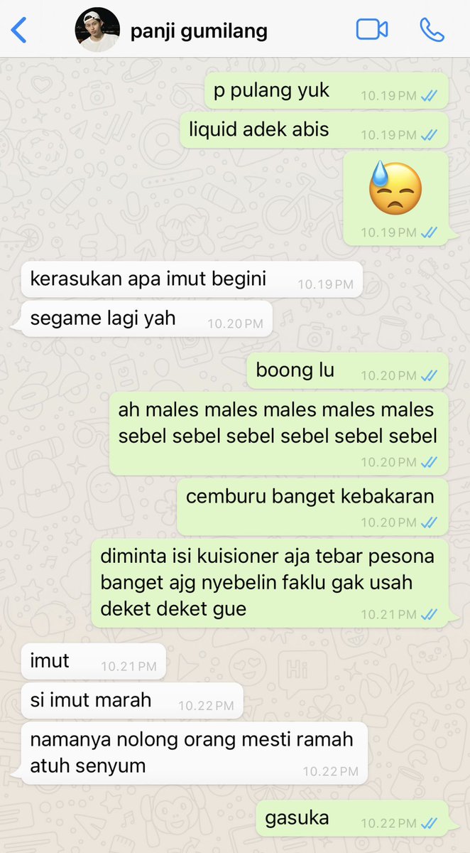 geminitty's tweet photo. pondphuwin few tweets au 

hari-hari pacaran backstreet: isinya 95% panik ketahuan-pundung-berantem-sagapung https://t.co/QtcsC2kstL
