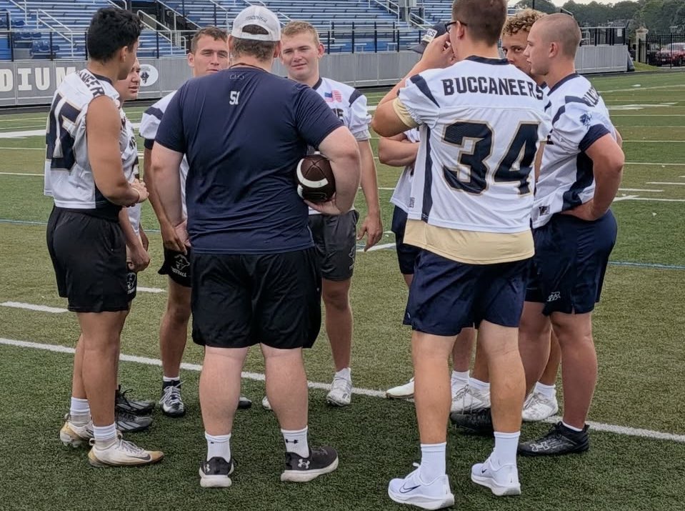bucs_fball's tweet photo. In case you didn’t hear….The BUCS are BACK at the Bay! https://t.co/0NqMCZ5wAE