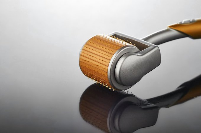 questmoosa's tweet photo. Hairloss and Micro-Needling

Clinical studies show that microneedling once every 1-3 weeks helps to regrow hair.

1.5mm, 192-count microneedling devices performed at 1-3 week intervals seems to give you the best results for regrowing hair https://t.co/JNfn3L98rf