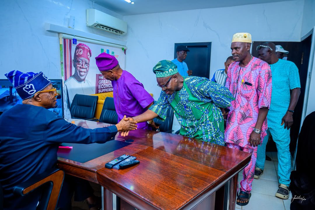GrassrootMT's tweet photo. DG ,Hon Bisi Yusuf received Lagos state Association of Professional Plumbers at  the GMT Office. https://t.co/u1WEIsKiaR