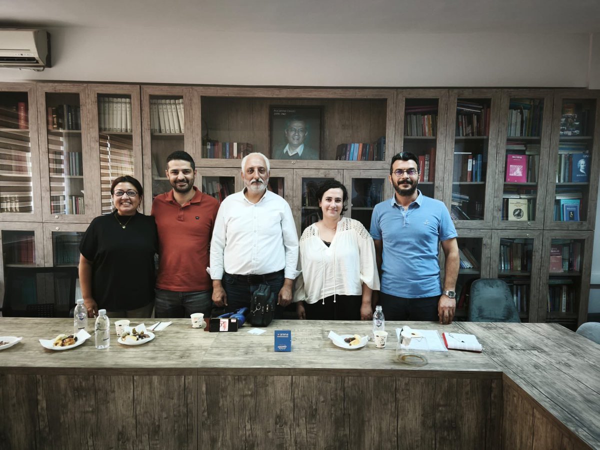 MehmtFatihELMAS's tweet photo. Doktora öğrencim Gizem Gönültaş “Doktora Yeterlilik Sınavı”nda oybirliğiyle başarılı bulundu. Gizem’i tebrik eder, jüri üyeleri Prof. Dr. Funda Günsoy, Prof. Dr. Kasım Küçükalp, Doç. Dr. Eylem Yolsal ve Dr. Ali Han Babuççu hocalarımıza hassaten teşekkür ederim. https://t.co/tHvdW72Jnx