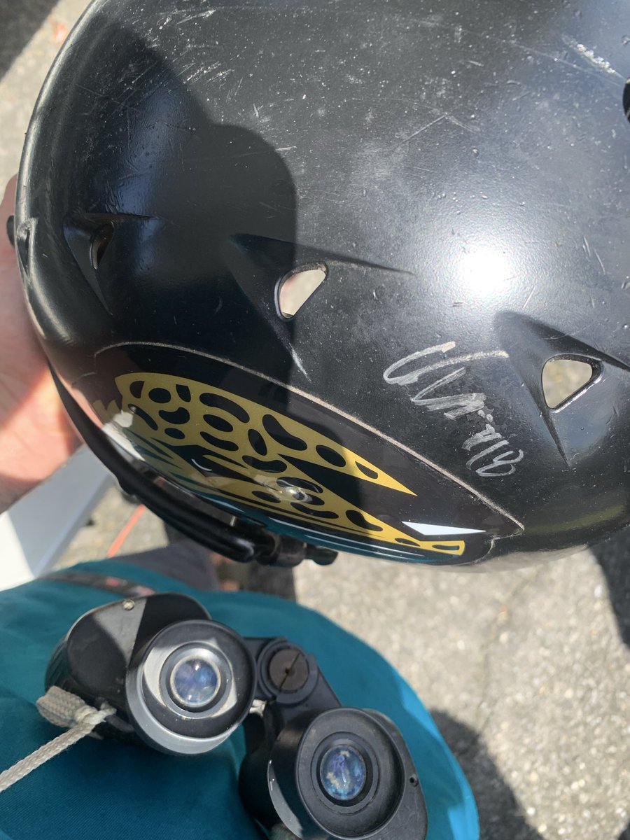 johnsonDuuuval's tweet photo. That’s all from Metairie L.A. IMO saints got the best of jag.although Liam stressed the rushing attack and had success. No deep shots taken for jags. Saints hit a few downfield .shoutout to @CJWilliams_03 for the sig. @CPW11_ enjoy the card https://t.co/FnVmCWqBGz
