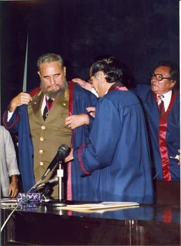 LopezDalgis's tweet photo. No fue en vano tú gesta,entrega,y sacrificio por la PATRIA.Hoy y todos los días estás presente en cada obra buena que hace tu pueblo.Eterno :COMANDANTE.#FidelPorSiempre.@CubaMined,@SantuagoDeCuba,@dgemella. https://t.co/Tp4bNelzoU