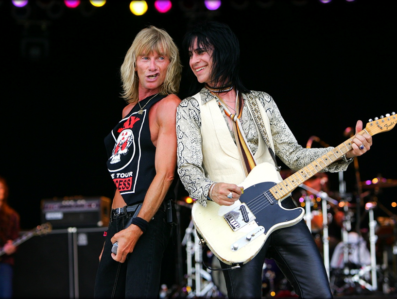 OcoWax's tweet photo. Hope everyone is having a rocking day today 🤘🎶 #SteveWhiteman #BrianDamageForsythe #KIX https://t.co/RGLnb0jngS
