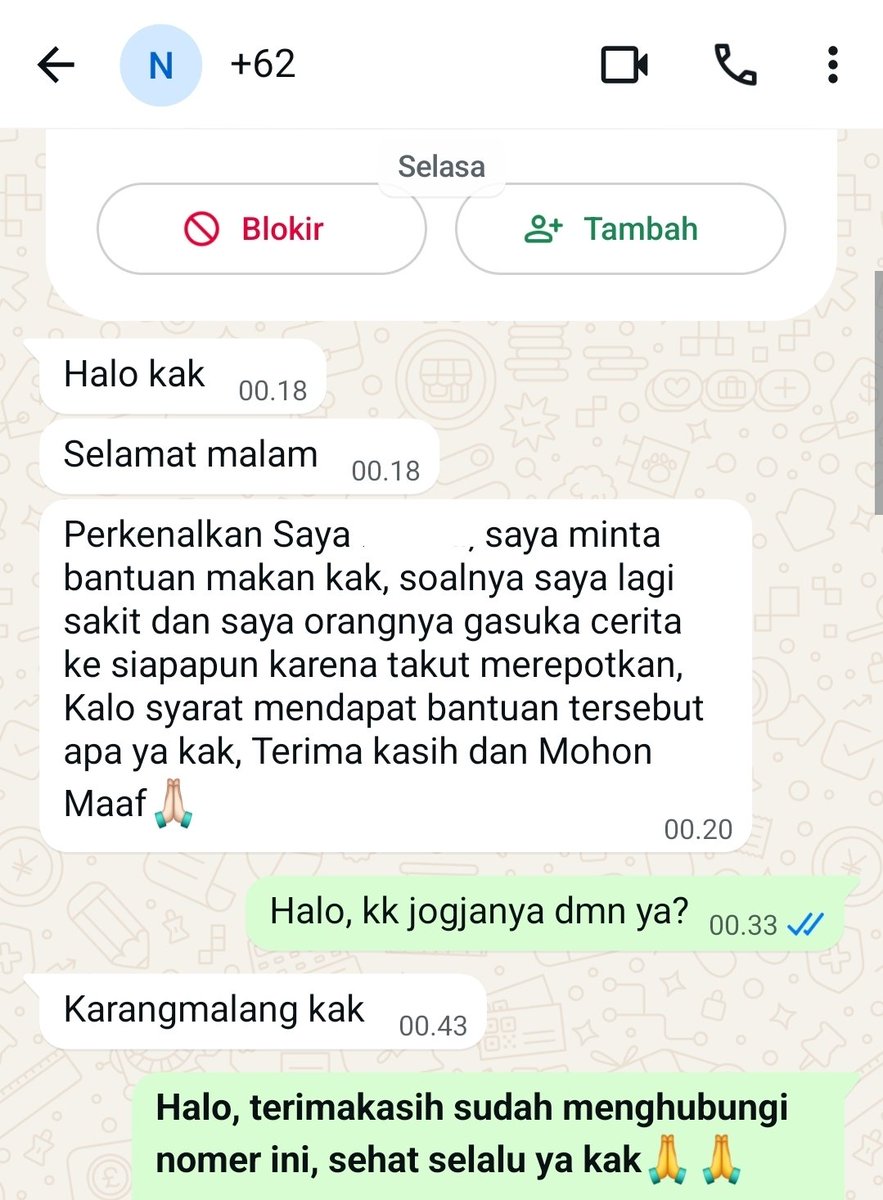 nasidaruratJogj's tweet photo. In this ekonomi, mungkin ditengah segala ketidakpastian, beberapa orang yg meminta bantuan ke kami, masih ada saja yg mengira kalau ini berbayar 

Salah satunya hari Selasa, 13 Agustus lalu, lewat tengah malem kami dihubungi salah seorang yg lagi sakit & pas ngga ada makanan di kosnya 🥹

...