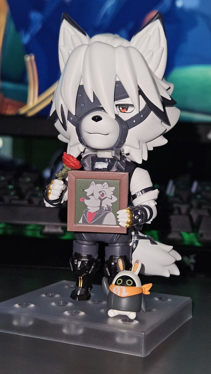 Koziol1773's tweet photo. THE SMOL ONE FINALLY CAME OMG https://t.co/LnesGU5Tla