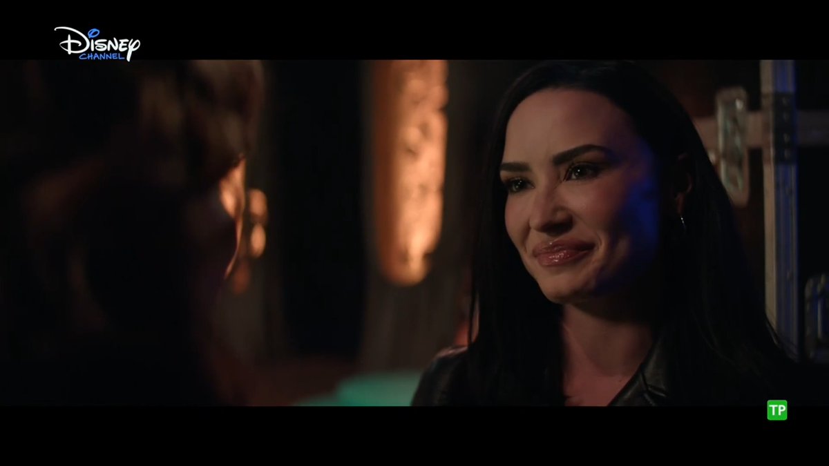 PortalDisneyES's tweet photo. Demi Lovato en su cameo en "Camp Rock 3" 🥰 https://t.co/ng8jxxwkS9