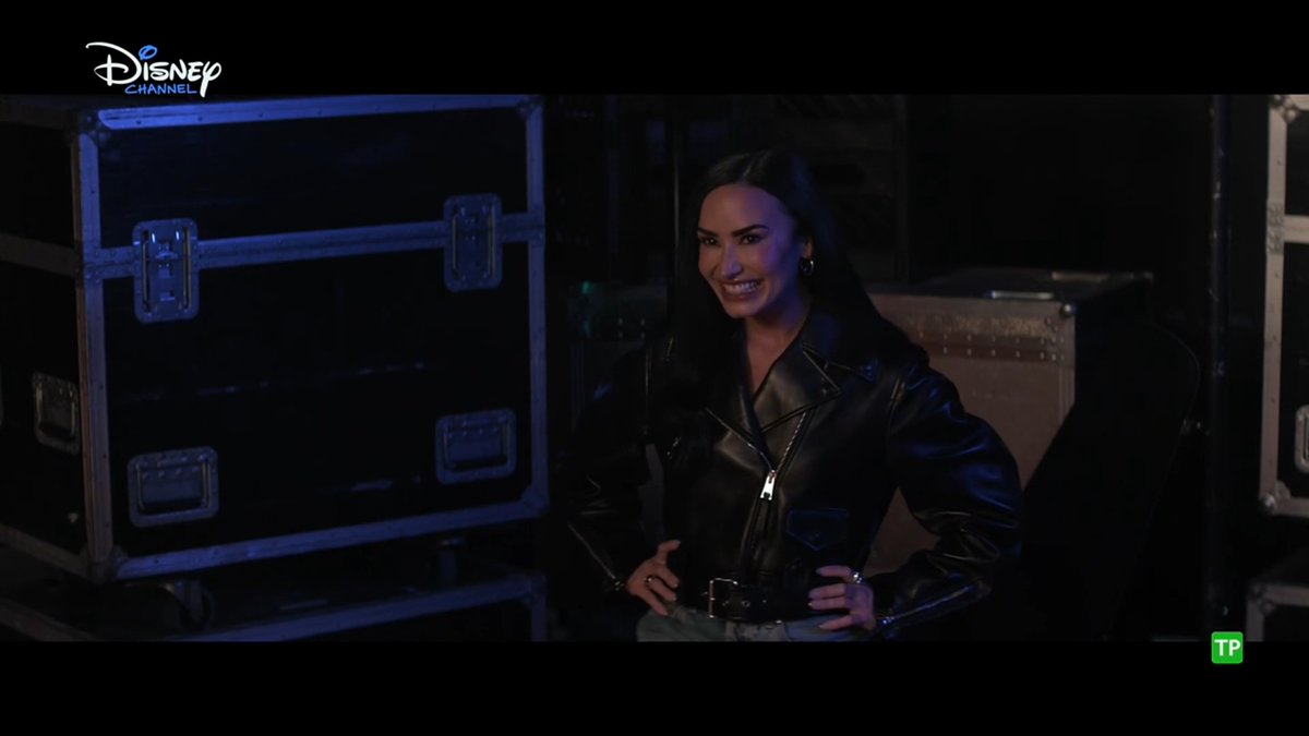 PortalDisneyES's tweet photo. Demi Lovato en su cameo en "Camp Rock 3" 🥰 https://t.co/ng8jxxwkS9