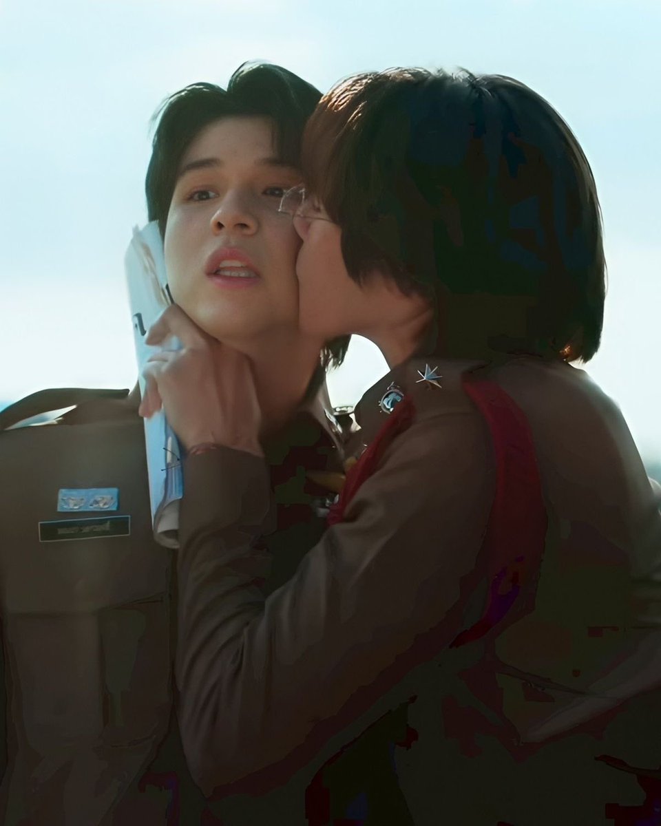 KurogaiLuv_SK's tweet photo. หยุดเจน เไ เถอะ ของจริงดีกว่าล้านเท่า https://t.co/OcWJ0ebzML