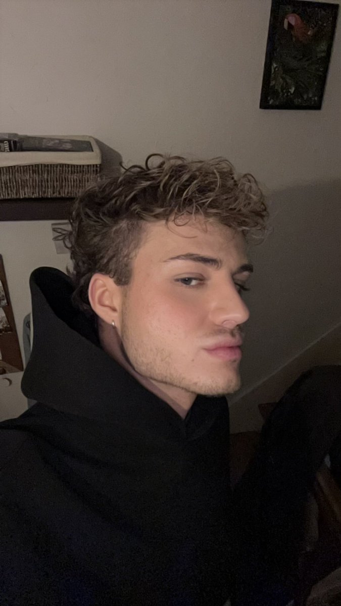 nathanjnvr tweet picture