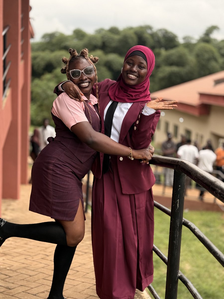 Roheema_'s tweet photo. With my Day 1🥹

100 level                                    500 level https://t.co/R3uqQprVH7