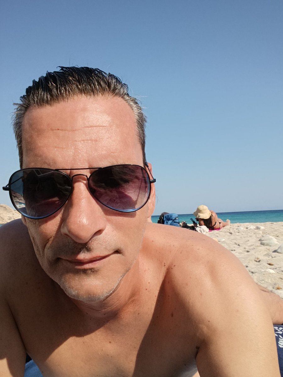 dimitris_couple's tweet photo. Καλό καλοκαίρι να έχουμε με όμορφες στιγμές αυτές μένουν κάμπινγκ και γυμνισμό ελεύθερο πνεύμα https://t.co/yVPHXoxMv3
