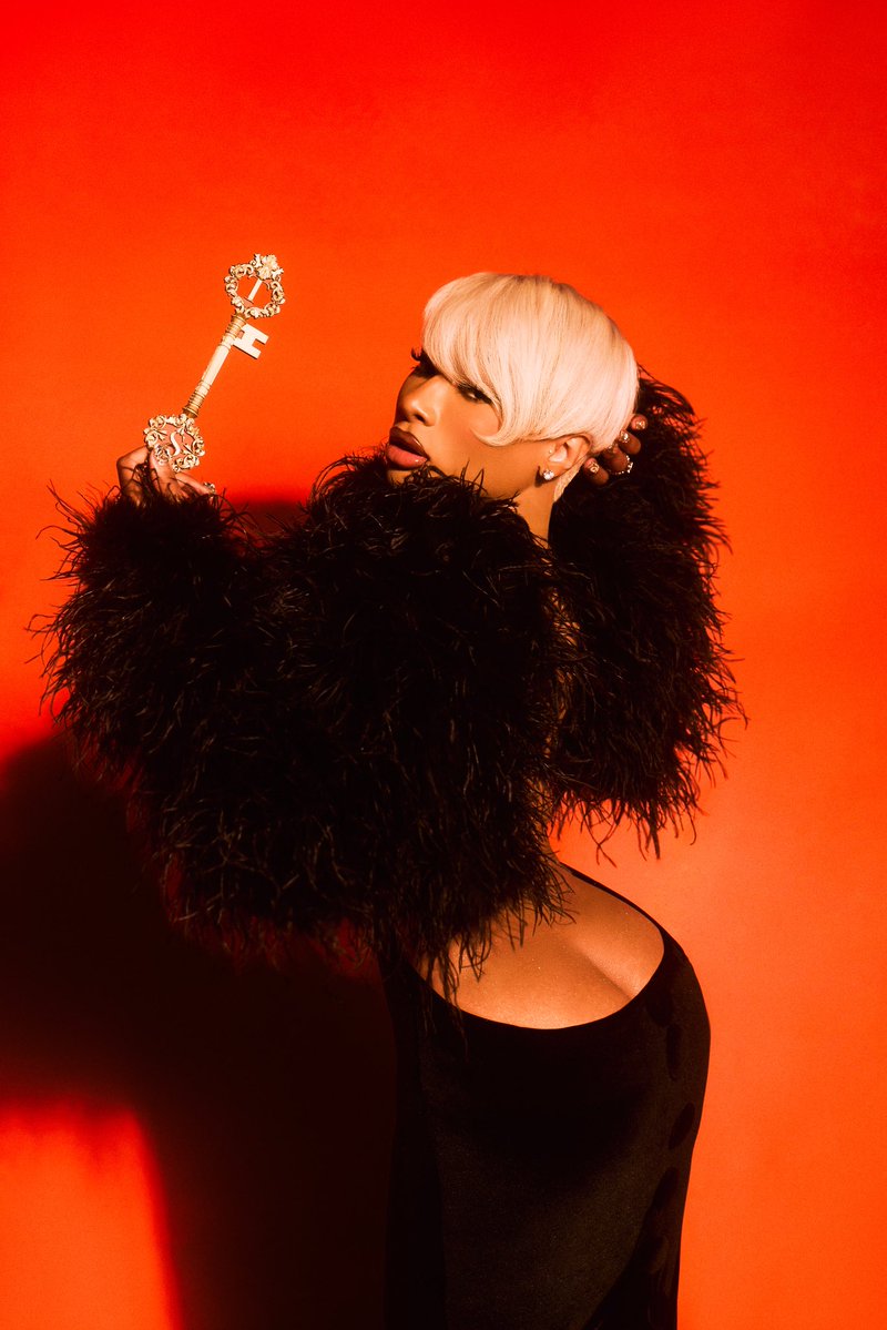 theestallion's tweet photo. 🗝️🐺 https://t.co/ZjeodxuX3Z