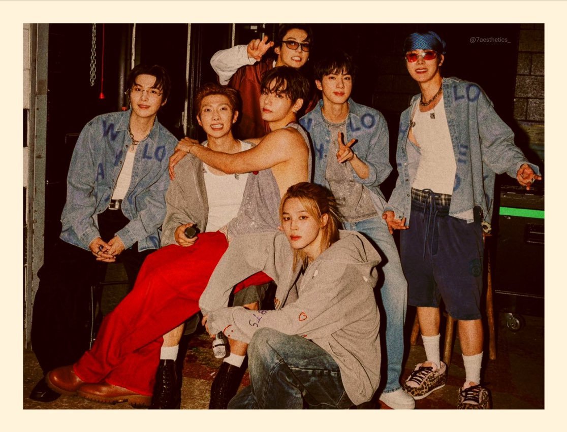95chiimy's tweet photo. quero ver todo mundo subindo as tags!!!

WE LOVE YOU BTS 
WE LOVE YOU KIM NAMJOON 
WE LOVE YOU KIM SEOKJIN 
WE LOVE YOU MIN YOONGI 
WE LOVE YOU JUNG HOSEOK 
WE LOVE YOU PARK JIMIN 
WE LOVE YOU KIM TAEHYUNG 
WE LOVE YOU JEON JUNGKOOK
BTS IS SEVEN https://t.co/Em7yNkU1xX