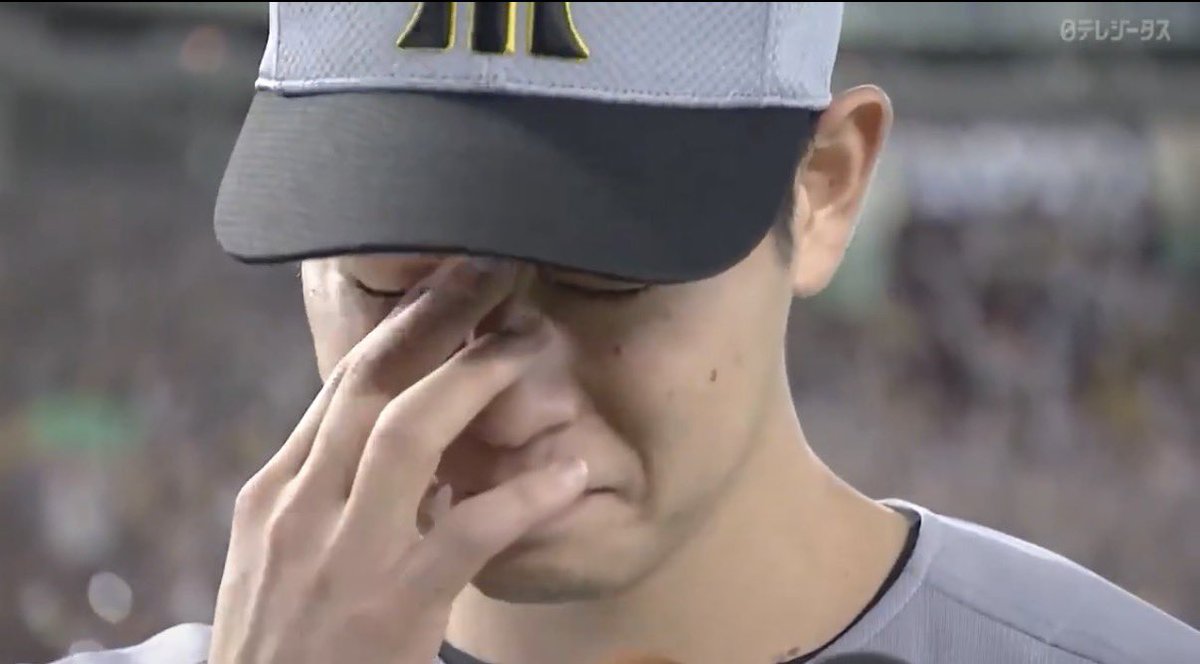 nonchanteppen's tweet photo. 下村投手の初勝利インタビューを見て思い出したのは、髙橋遥人投手と才木投手のインタビュー。遥人サマは涙流さず一言一言丁寧に答えているな、と当時は思ったけど、今見返すとやっぱりグッとくる表情…。ゴールが見えないリハビリは想像を絶するもので、経験を強さに変えて今戦っているのかな https://t.co/ZFBJDENfhU
