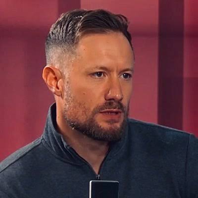 NextMoveFC's tweet photo. @utdreport @RobDawsonESPN "Rob Dawson confirming United still have £85m+ available budget changes the final weeks of the window. Backing away from Mateus Fernandes on valuation shows INEOS discipline, but with Ugarte out injured, getting a third midfielder is critical for Carrick! 🔴🔥"
#MUFC #Transfers https://t.co/HX8RUV3lPi