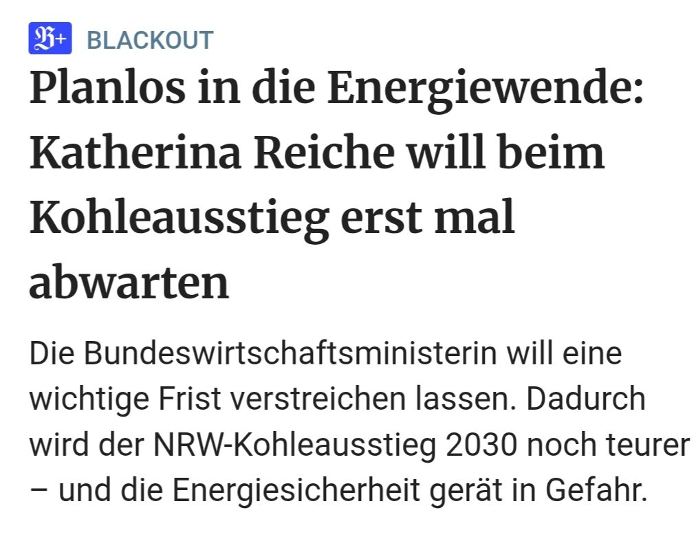 mel__aura's tweet photo. Wir haben einfach die unfähigste Regierung aller Zeiten. https://t.co/tqJUkyKY8X