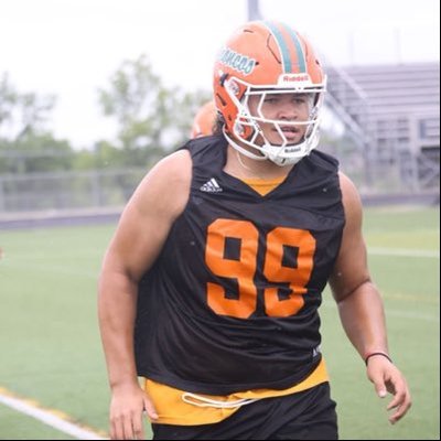 CoachZackGoodFB's tweet photo. '28 Head Hunter Preseason IDL Rankings:
1. @BigthunderJW99 6'2 360 J.L Mann, SC
2. @Bly_James_ 6'0 255 Cartersville, GA
3. @jordanross74_ 6'2 290 Branford, CT
4. @PrestonBates_99 6'3 275 Frederick Douglas, KY
5. @YouryLetang52 6'1 240 Barringer, NJ
6. @lxavierbourne 6'3 350 Jefferson Davis, MS
7. @Semaj12345Reyno 5'9 245 Saginaw, TX
8. @CharlesCrouch28 6'5 300 Buena, AZ
9. @NoahOwen79 6'2 255 Huron, SD
10. @certifiedoom21 6'1 260 Mays, GA
11. @clint_rosario19 5'3 205 Shoemaker, TX
12. @groundbeef50 5'11 220 Ouachita Christian, LA
13. @HunterLorson 6'2 290 Jefferson, IA