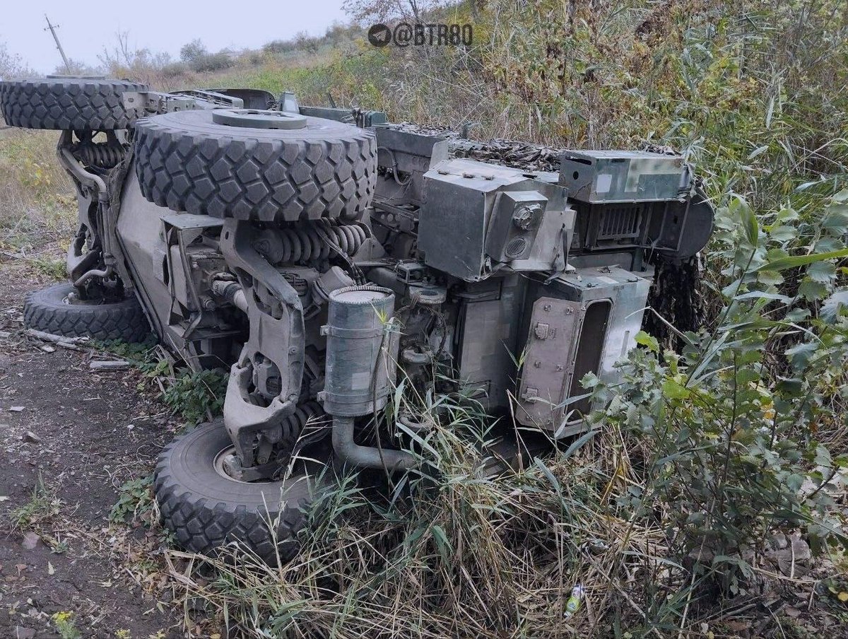LostWarBot's tweet photo. [New 🇺🇦 loss detected]

July 31, 2026. A captured International MaxxPro armored vehicle from the Ukrainian Armed Forces in the Donetsk region. https://t.co/BEL8tb5jEQ