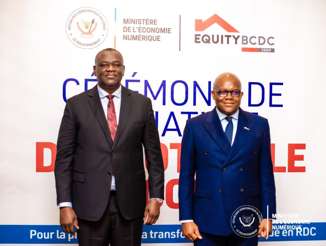 econonumerique's tweet photo. S.E Augustin Kibassa Maliba a signé ce jeudi 13 août à Kinshasa, un protocole d'accord avec Equity BCDC pour la promotion de la transformation numérique, l’inclusion financière et l’innovation. (1/2)
#RDC #Numérique #EquityBCDC #RDC_PASS https://t.co/VlBQ6N2Vrg