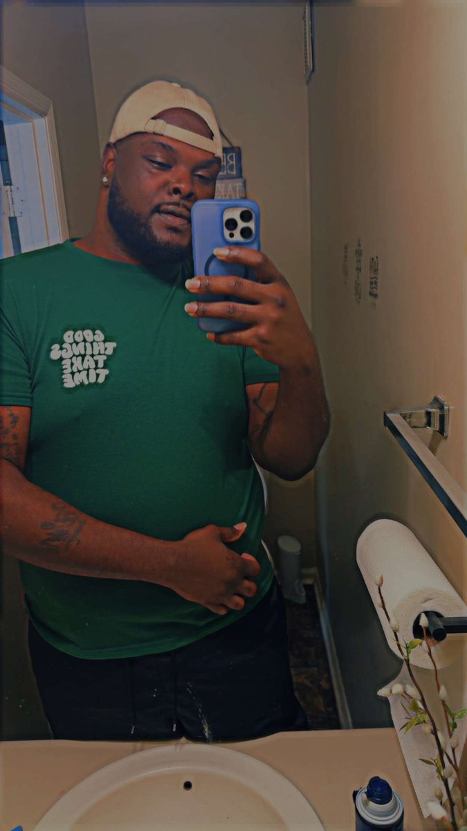 juscort3z's tweet photo. Just big and tall af 😌 https://t.co/uZYOgelnwt