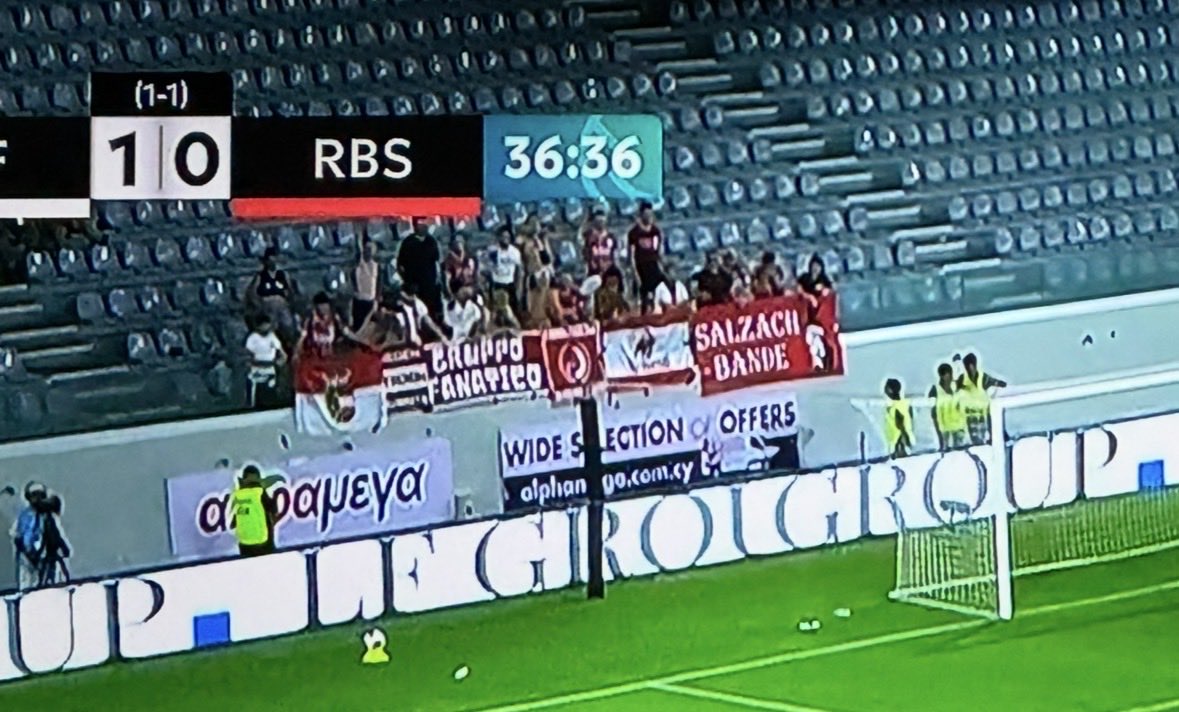 bamoida221's tweet photo. RBS Kunden wie man sie kennt 😂 https://t.co/Ecc3oeY2bo