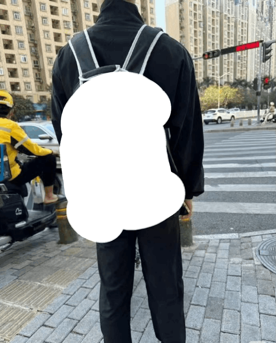 Basam_aza's tweet photo. What he has behind him might surprise you. https://t.co/XzEt7TwPSh