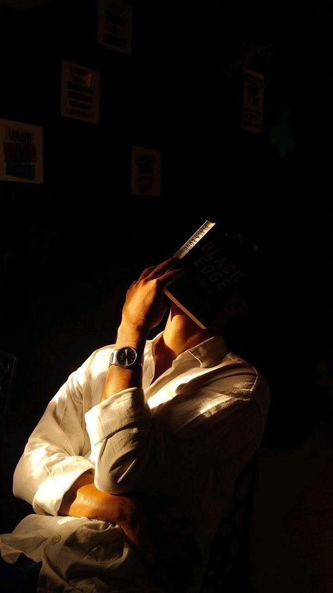 Raghav199000's tweet photo. तेरी याद का एक लम्हा भी कम नहीं होता,
तू भले याद करे या ना करे..
🫰
#goodnightxworld https://t.co/jaXtVqUQAy