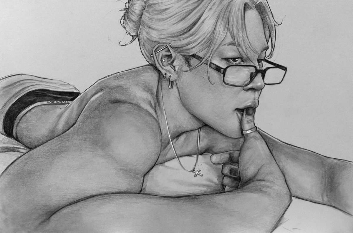 moreloveforjm's tweet photo. #jimin ✨ https://t.co/Kyzxc5iOxH